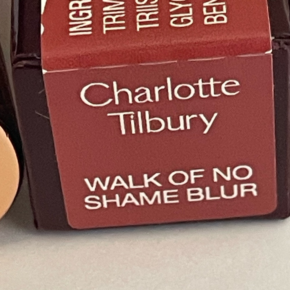 CHARLOTTE TILBURY AIRBRUSH FLAWLESS LIP BLUR WALK OF NO SHAME BLUR - Picture 9 of 9